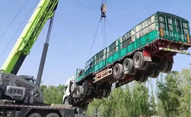 朗县道路脱困救援案例